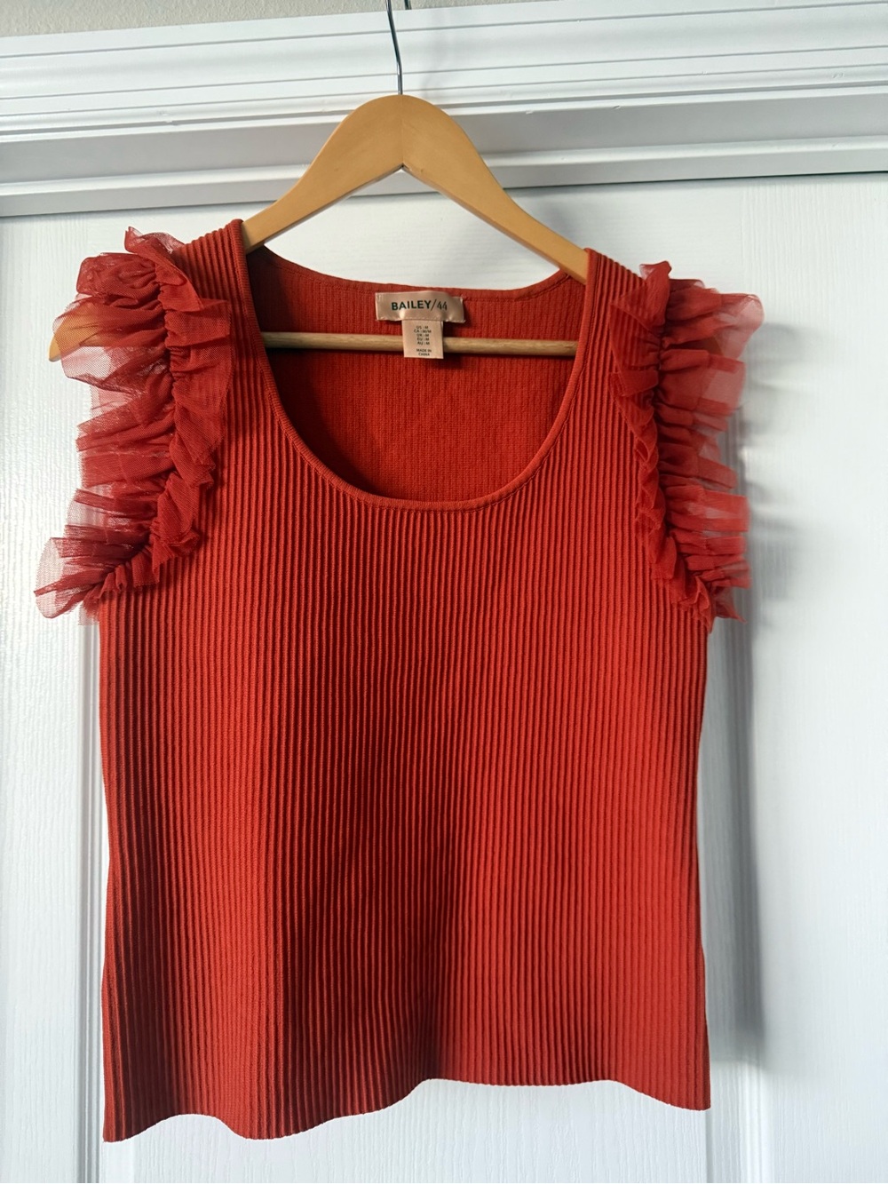 Bailey/44 Rust Tulle Ruffle Sleeve Ribbed Top Size M